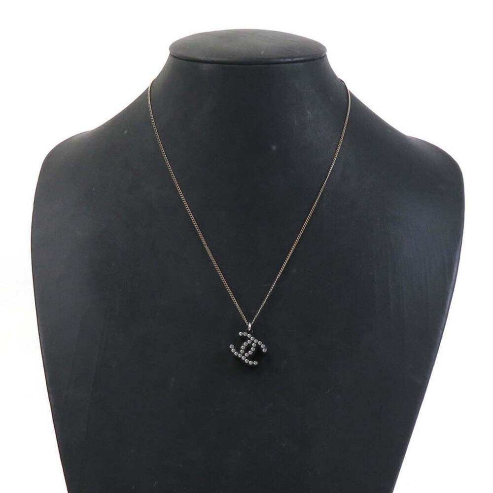 CHANEL Black Necklace - Picture 10 of 10